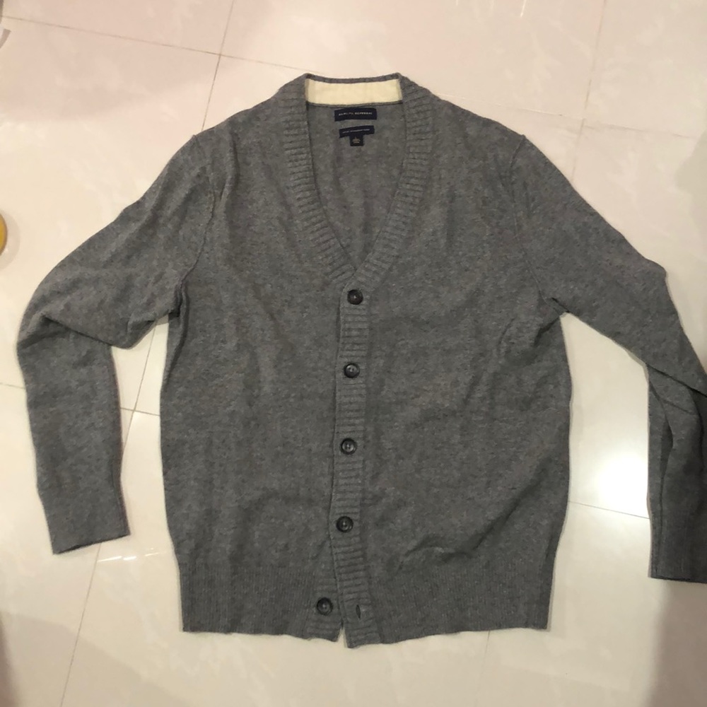 Men’s Banana Republic cardigan sweater